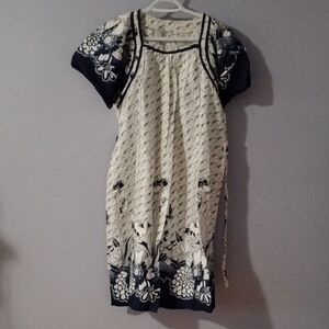 Annetto White and Dark Blue Midi Puff Sleeve Sundress